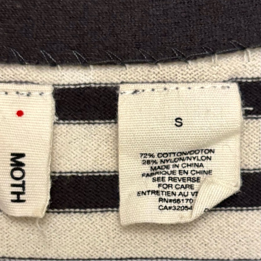 Moth sweater - Picture 3 of 9